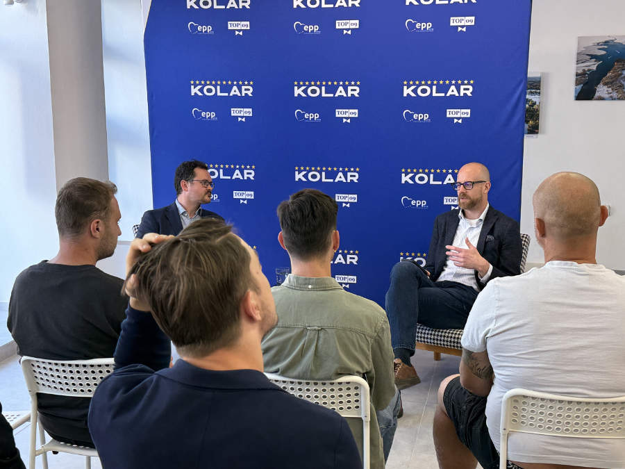 Ondřej Kolář na besedě se studenty