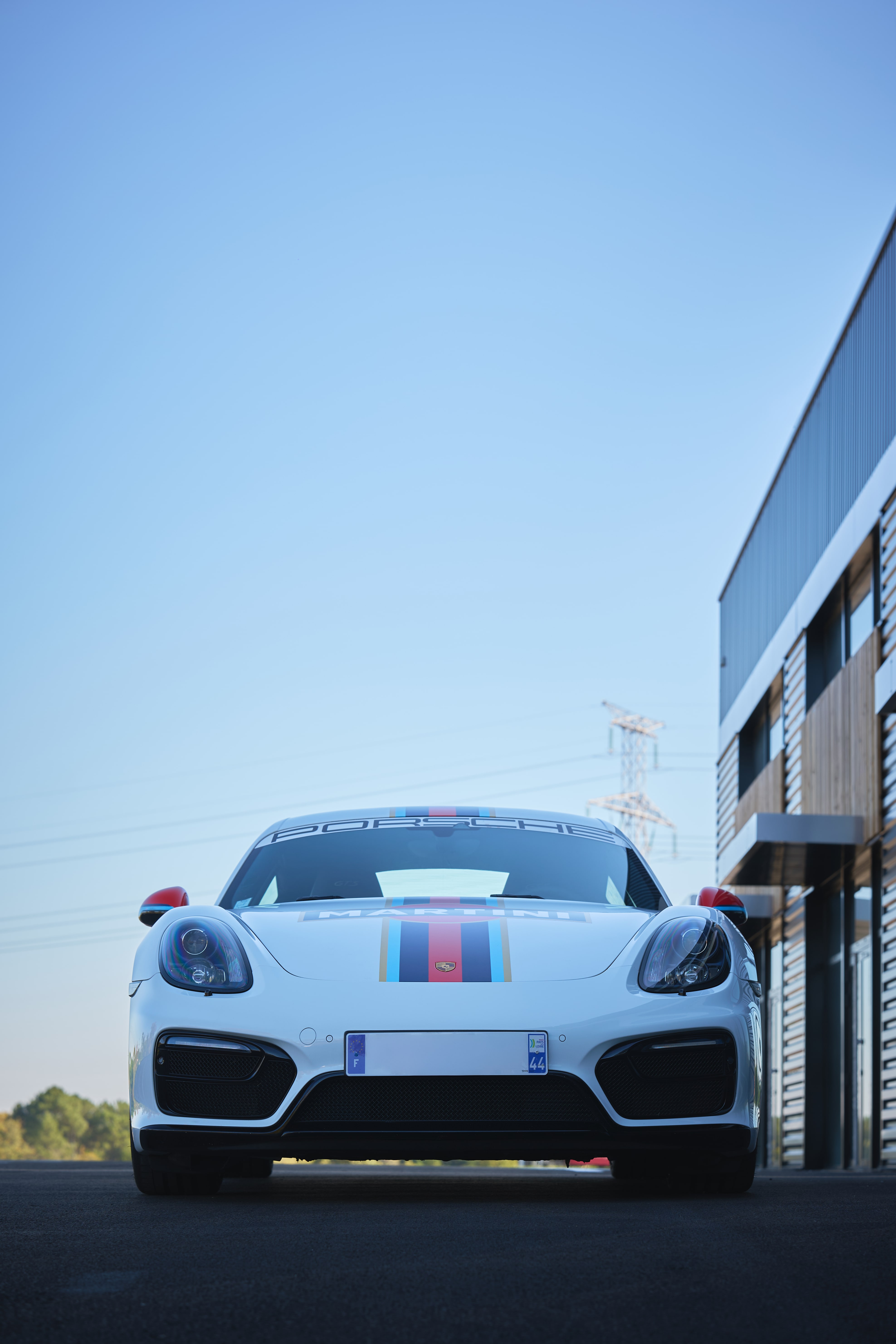 Qu'à ce Cayman de particulier ? 