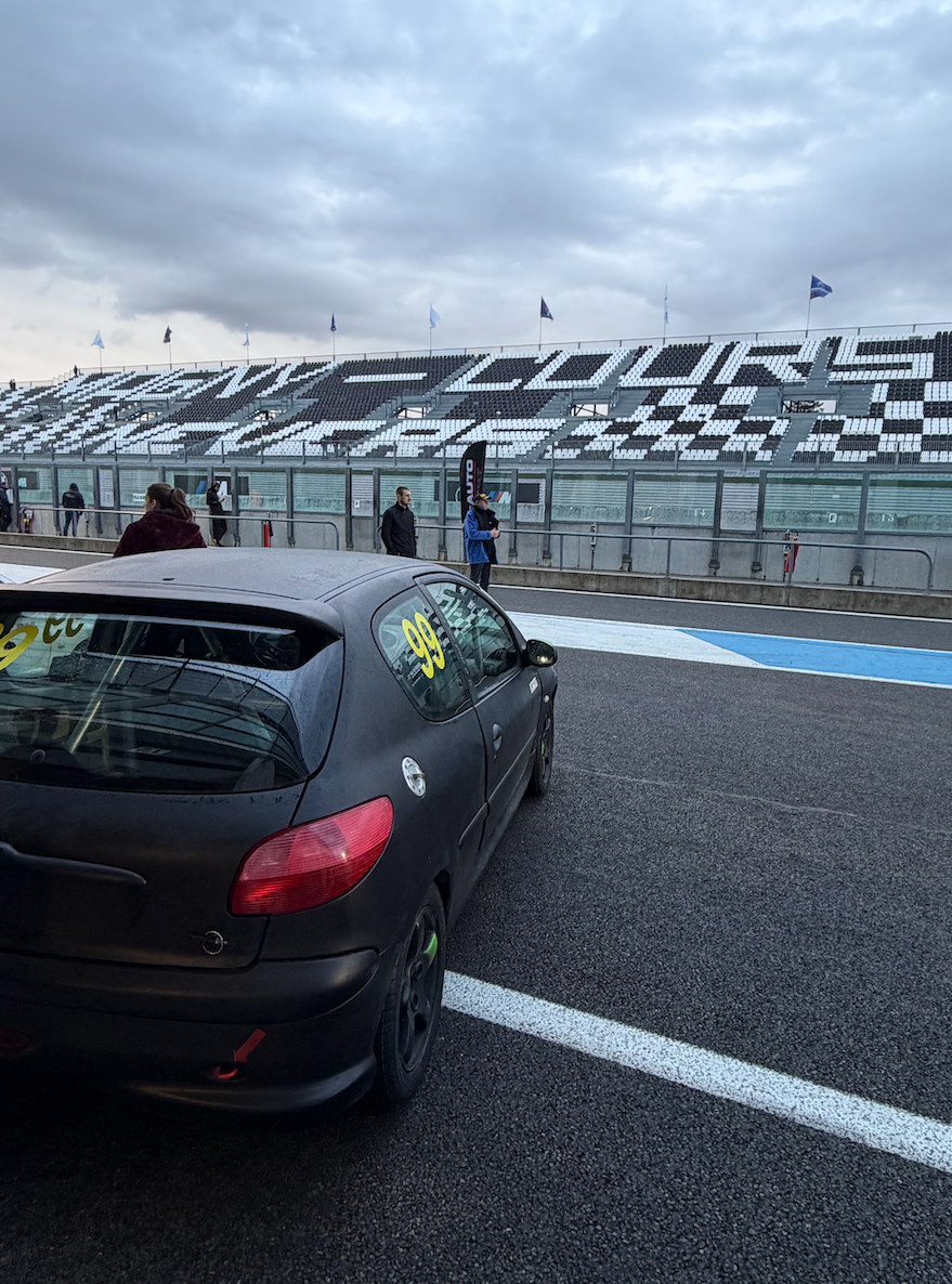 Qu'est ce que le 206 relais ? 