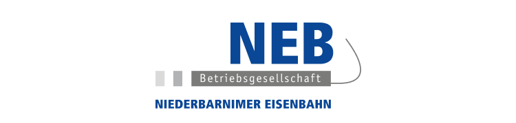 NEB Betriebslogo mit Schriftzug „Niederbarnimer Eisenbahn“ in Blau und Grau.