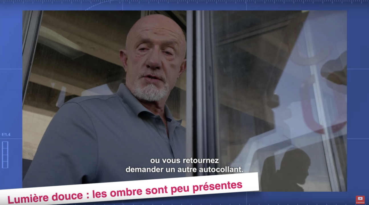 Scène de Better Call Saul montrant une lumière douce avec peu d’ombres et un éclairage diffus sur le visage du personnage.