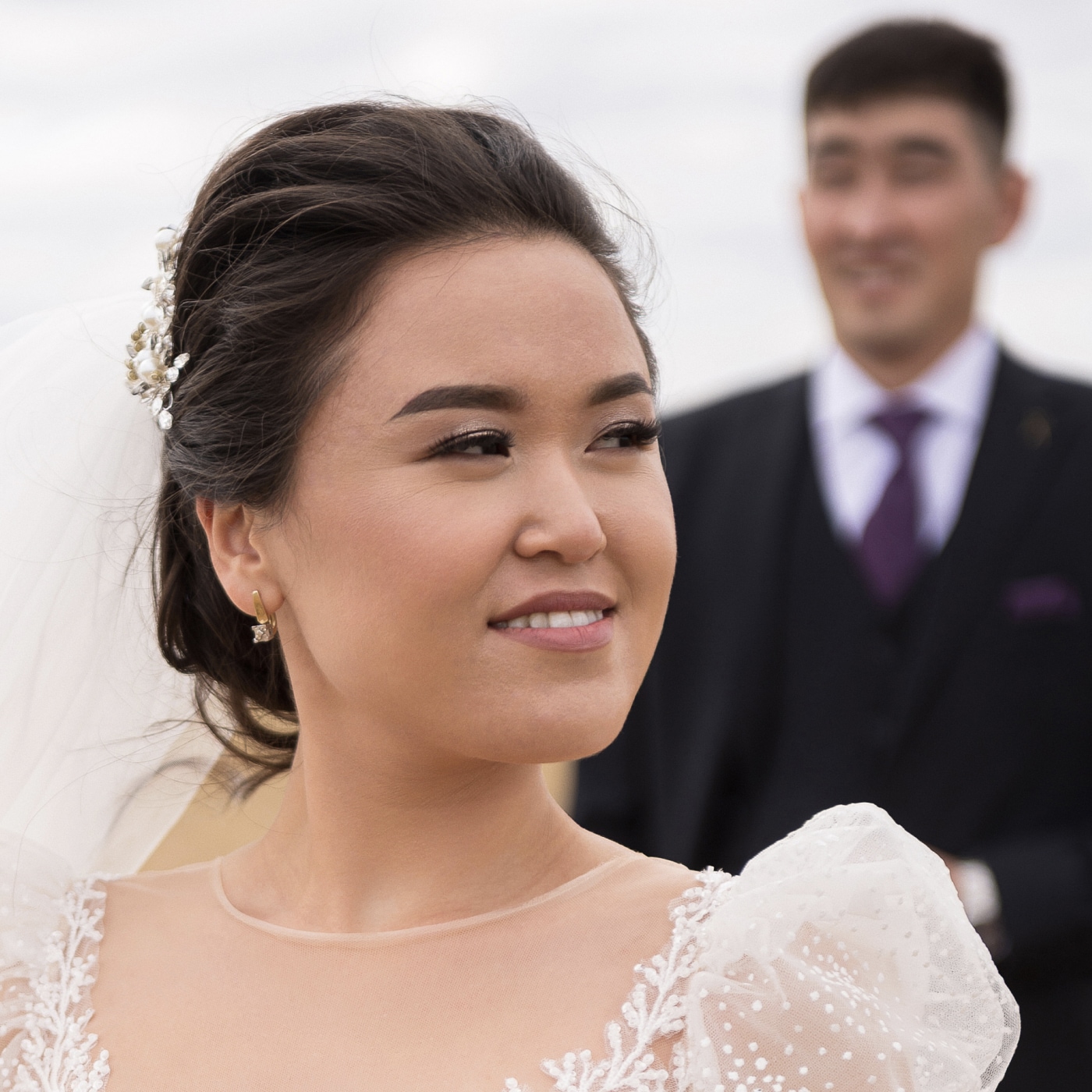 After wedding portrait — skin mattified and tone balanced using Retouch4me.