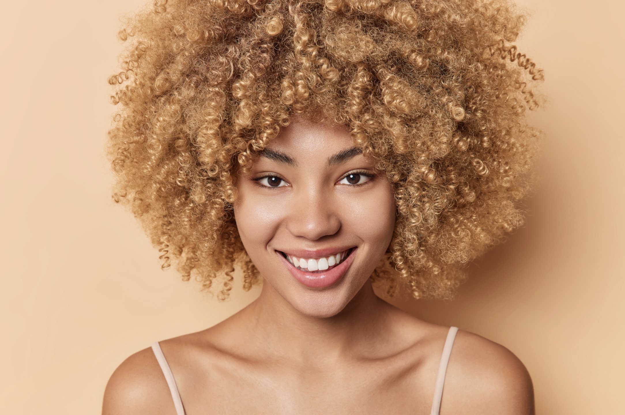 Professional portrait retouched with Retouch4me — clean skin, preserved texture.