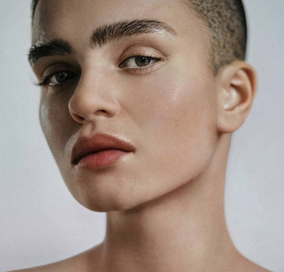 Professional portrait retouched with Retouch4me — natural skin texture and even tone