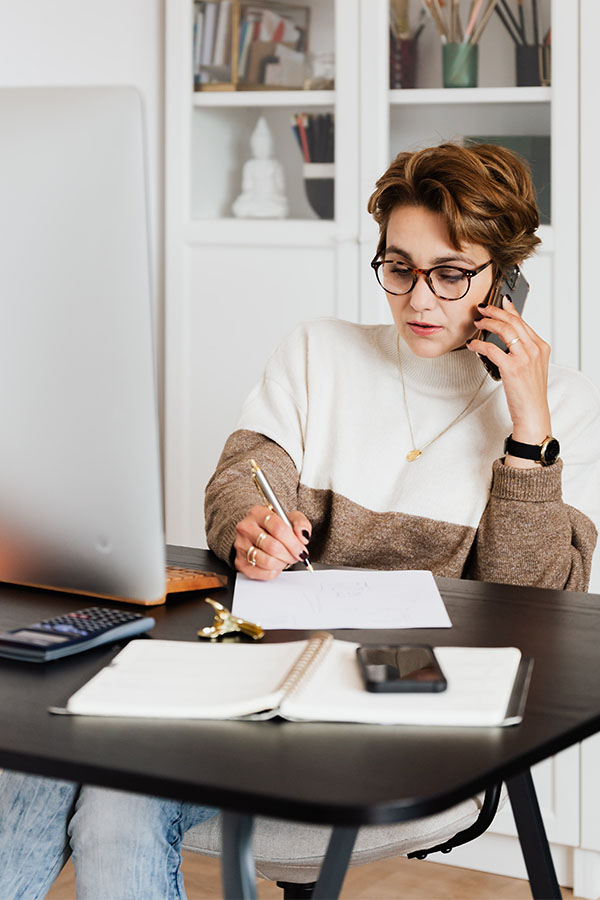 Estimaciones y proveedores