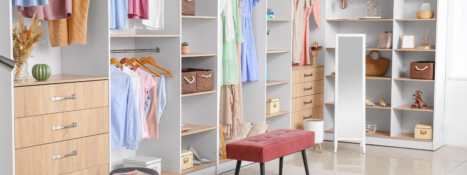 Closet Accessories That Enhance Storage Efficiency