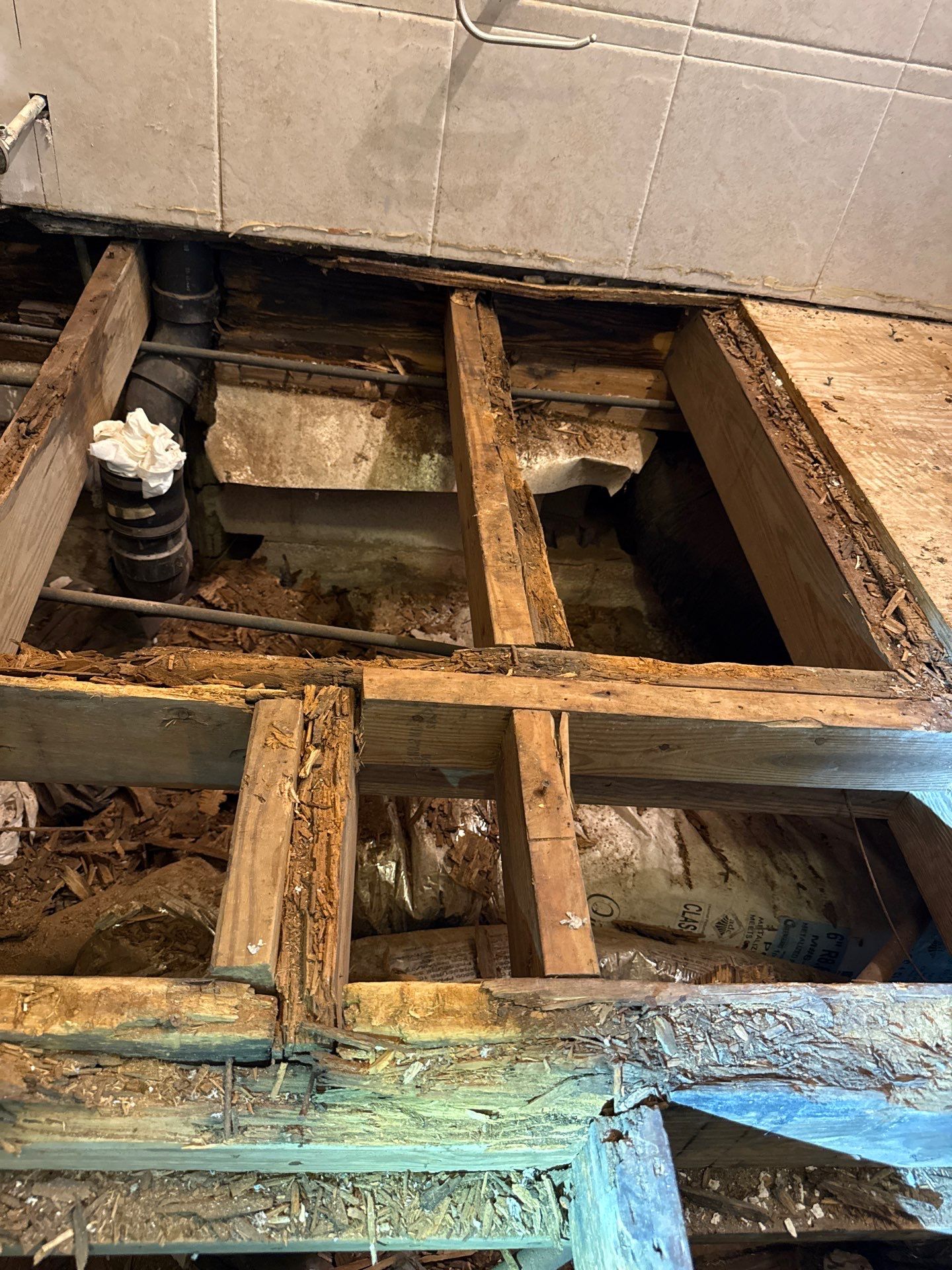 Crawl Space Waterproofing Services