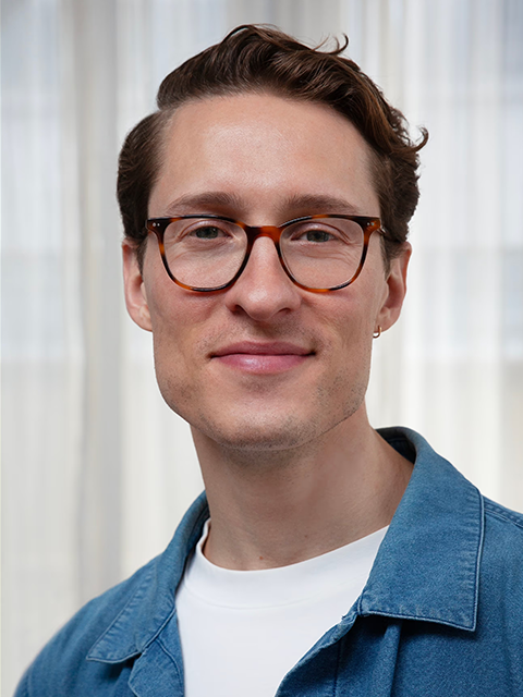 [headshot] image of Casey Paleos