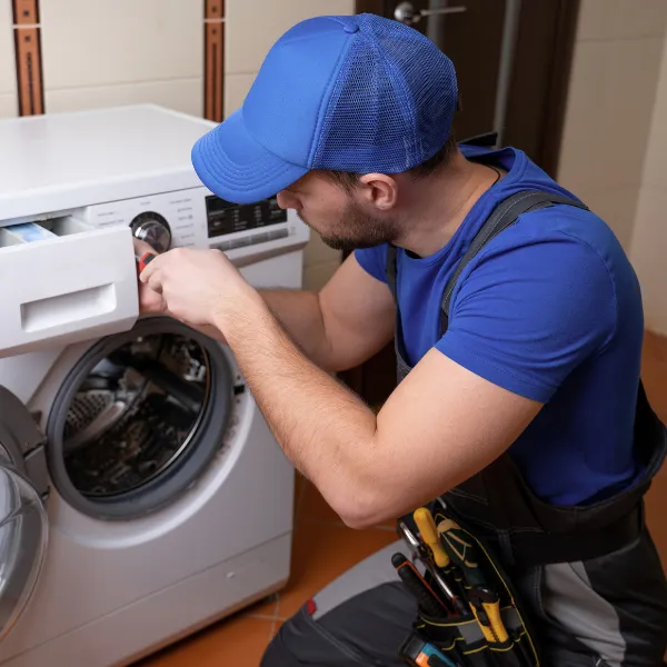 Appliance repair technician