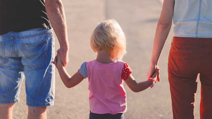 Functions of a Family Therapist