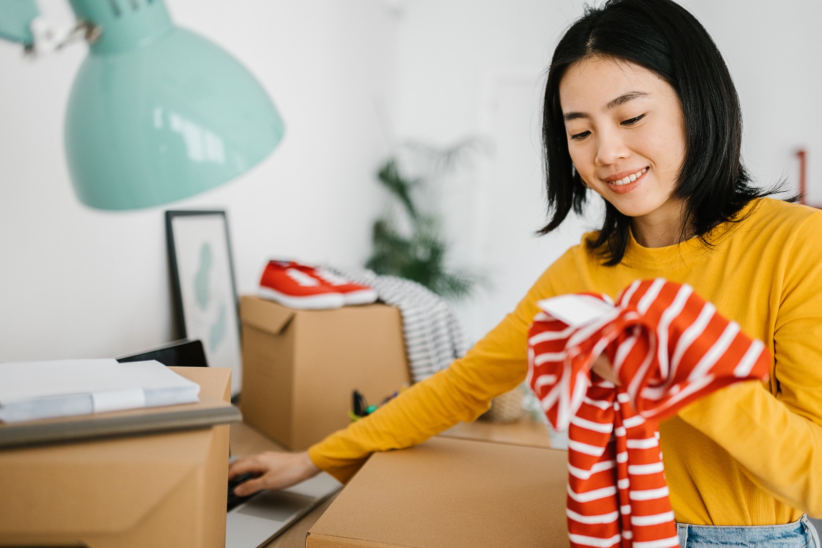 karakteristik-bisnis