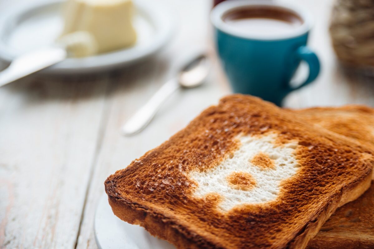 modal usaha roti bakar pinggir jalan