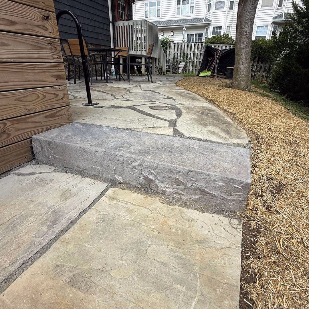 Paver and fieldstone patio designs and installation by E & J Landscaping in Delaware County, PA