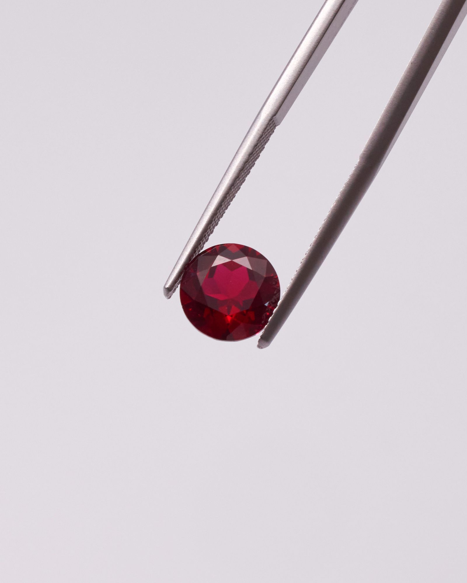 Lab Ruby Rods Lab Grown Ruby | Premium Lab-Grown Gemstones Manufacturer