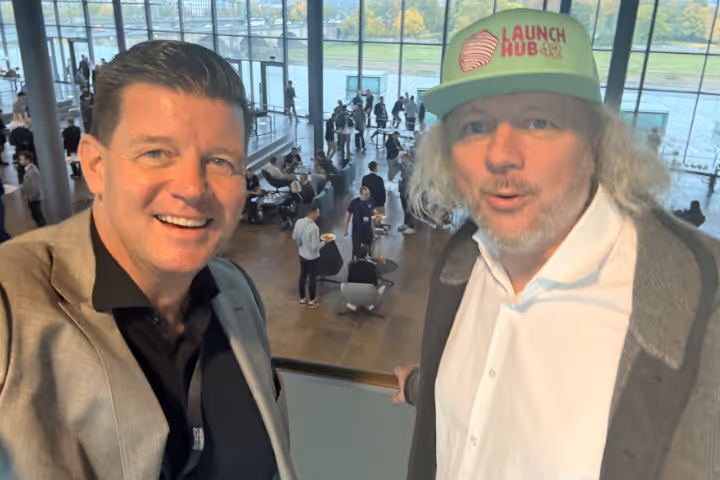 Frank Kebbekus und Prof. Frank Fitzek, TU Dresden
