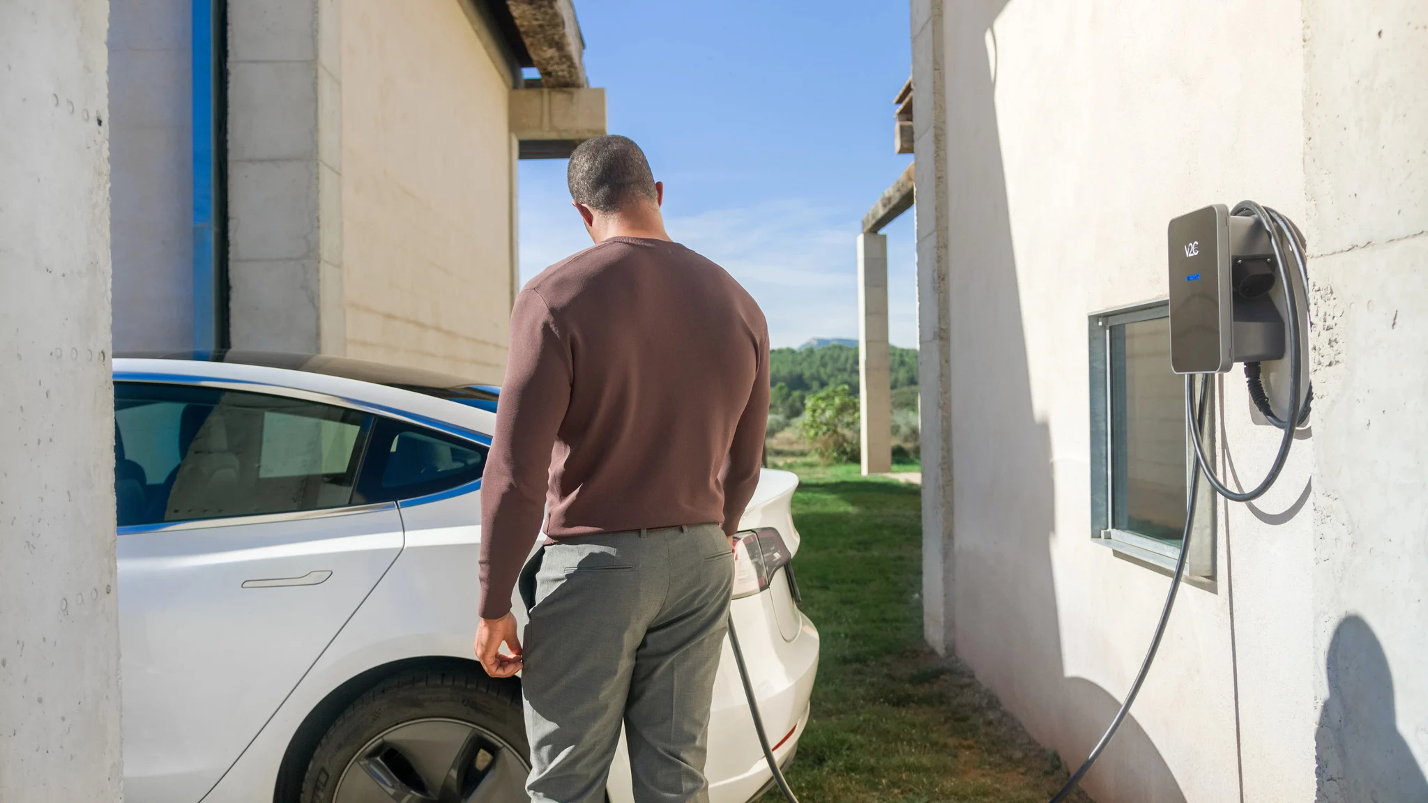 V2C Trydan duvar tipi monofaze şarj cihazı