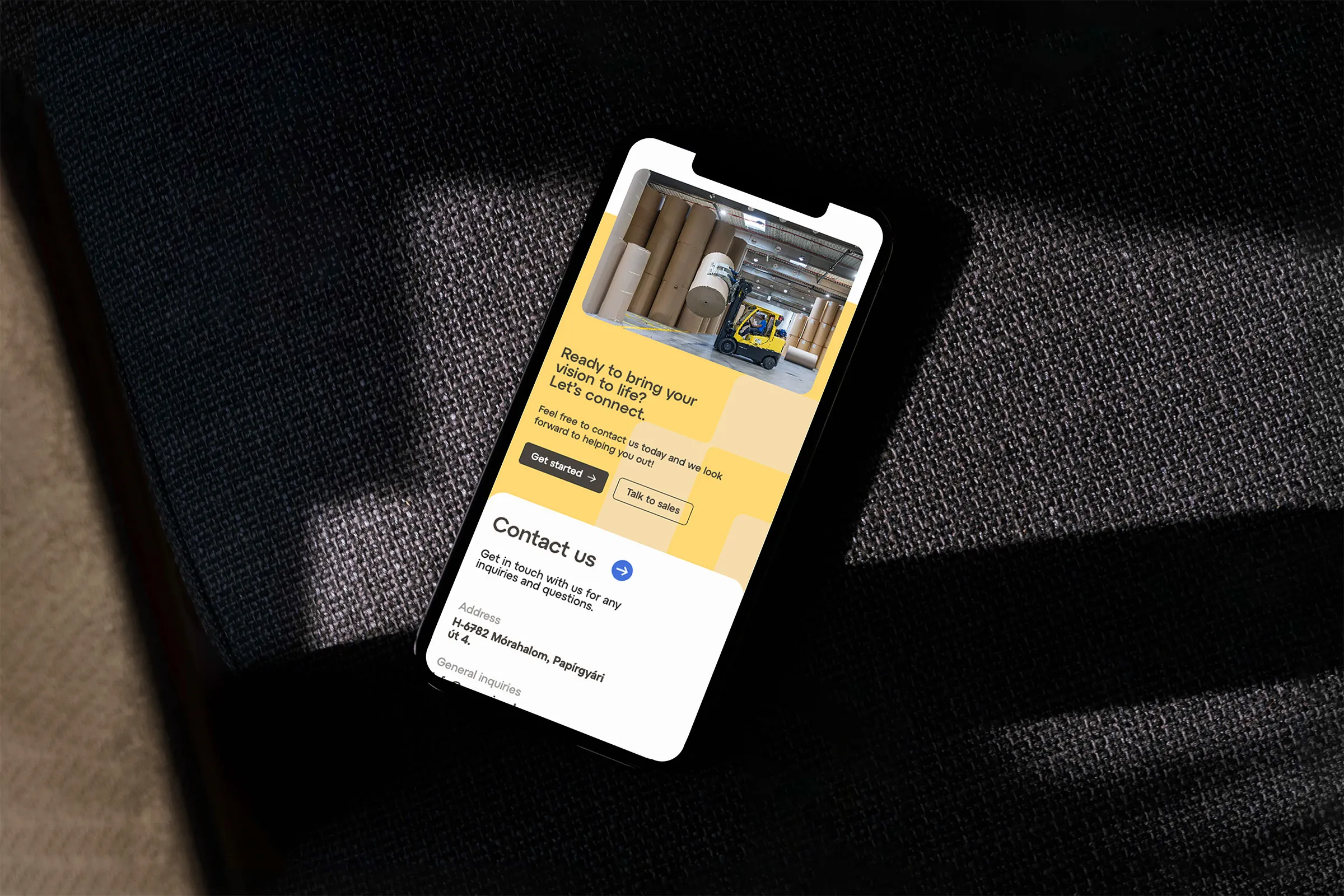 A Pacapime weboldala mobilon: kapcsolatfelvétel