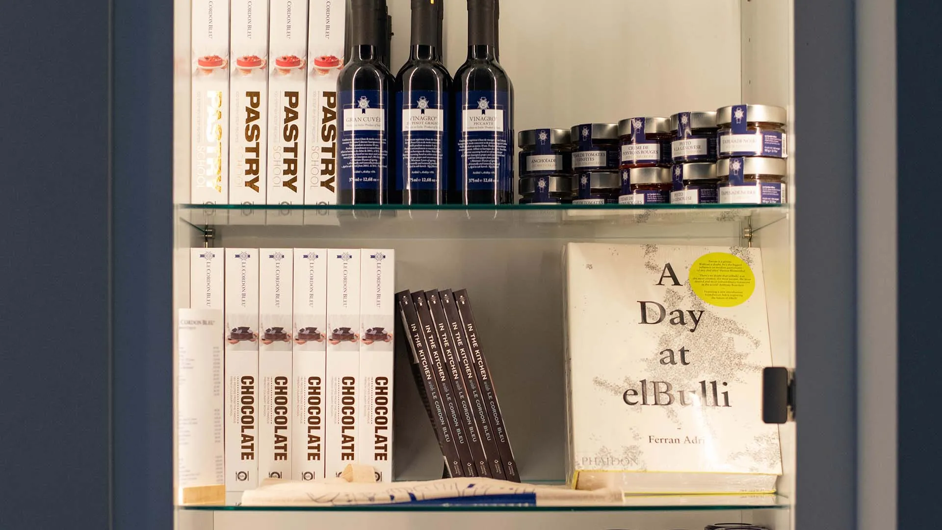 restaurant shelf