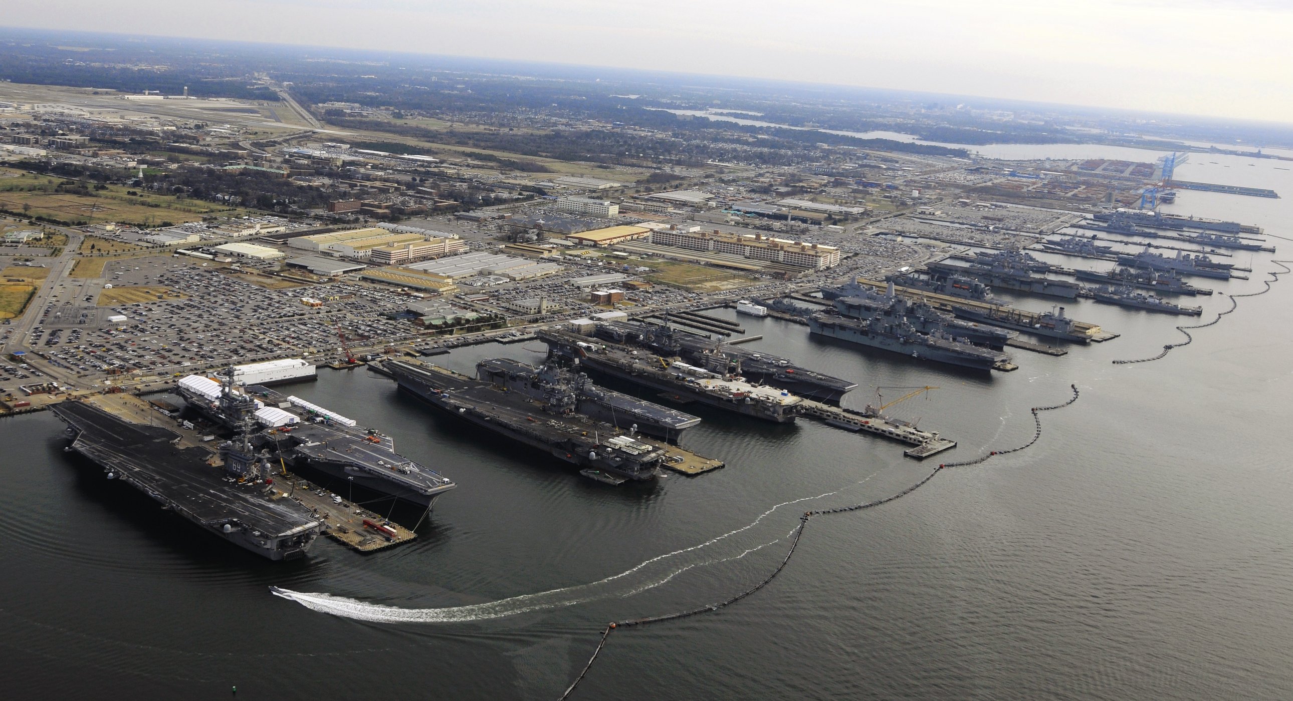 9_Flattops_at_Norfolk_naval_base,_December_20,_2012