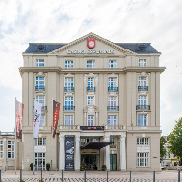 Außenansicht vom Casino Esplanade, Spielbank Hamburg.