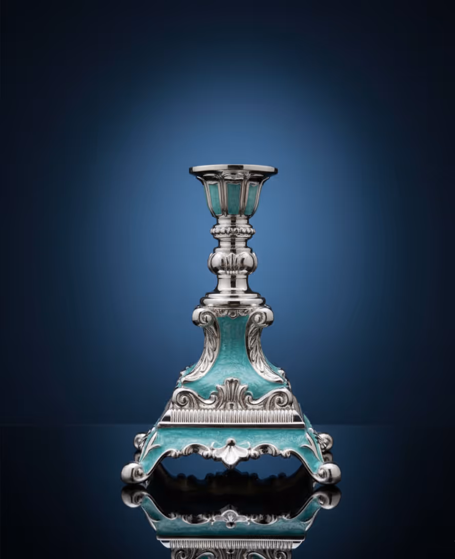 image of a display case in a jewelry store