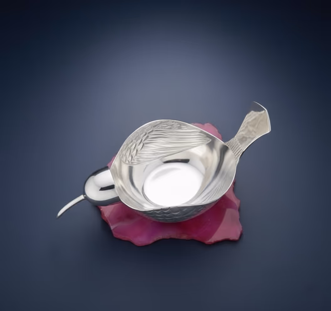 image of a display case in a jewelry store