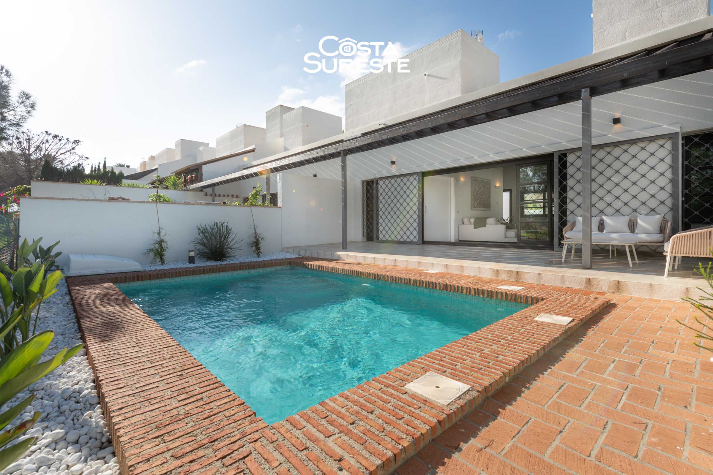 Terraced house with pool at La Peraleja Golf Resort