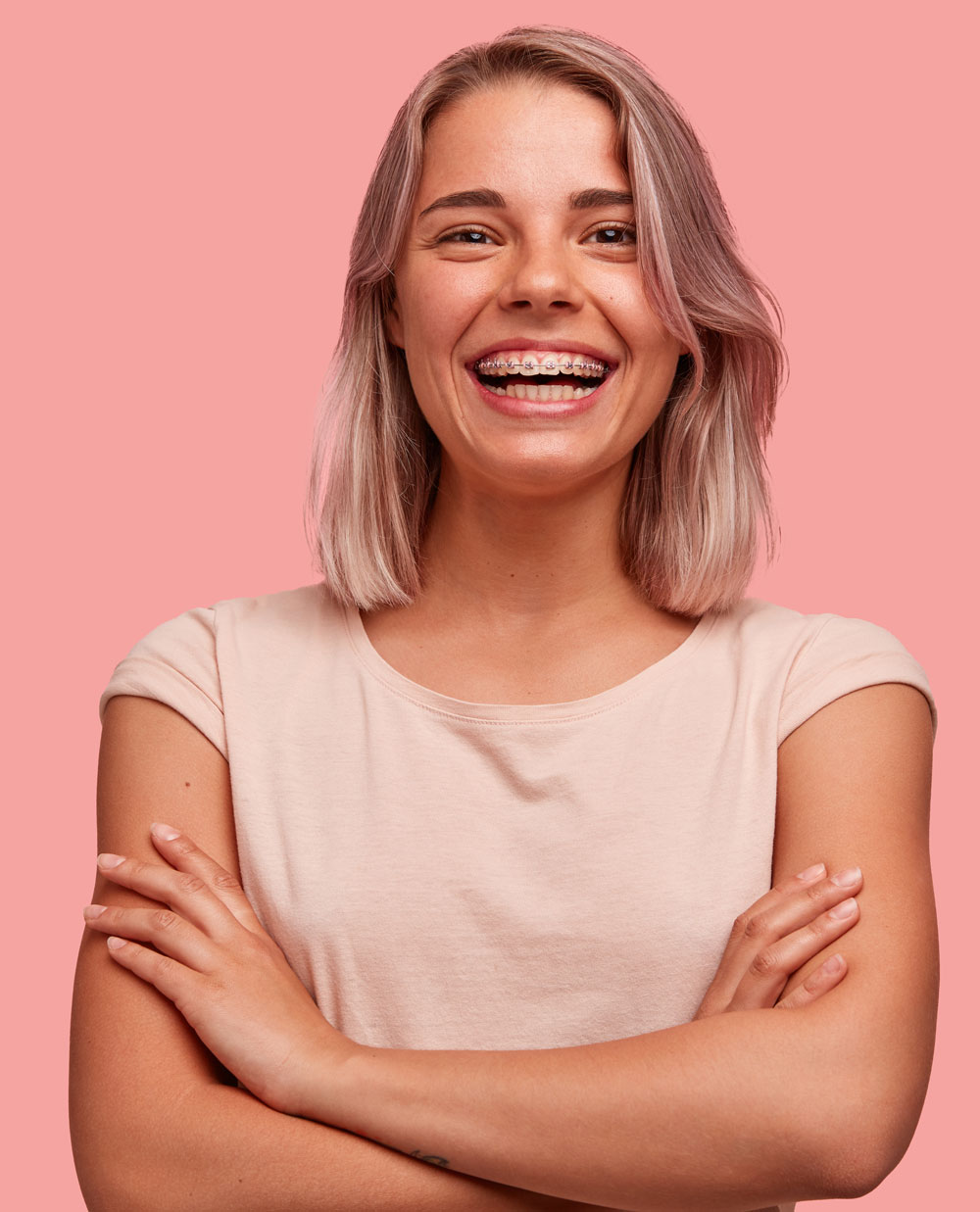 Unveil your perfect smile with Traditional Braces at Laguna Dental and Orthodontics in Laguna Niguel. Let Dr. Fariba Bigdeli guide your journey to aligned teeth.