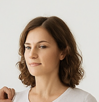 Portrait von Claudia H., zufriedene Luxupur Kundin, 48 Jahre