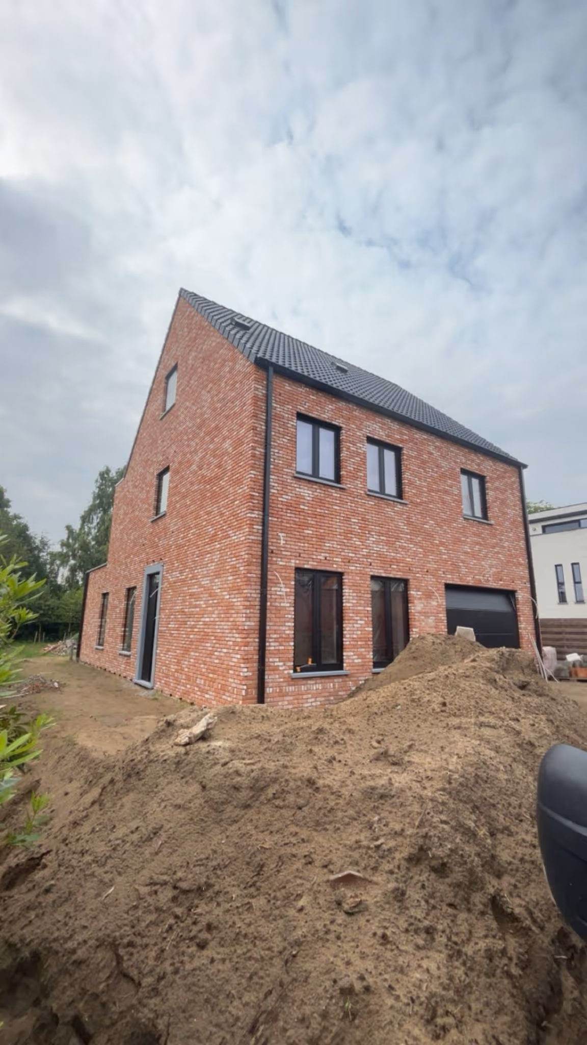 Voorbeeld van Inventa werken zoals dakwerken, asbestsanering en ruwbouw werken.
