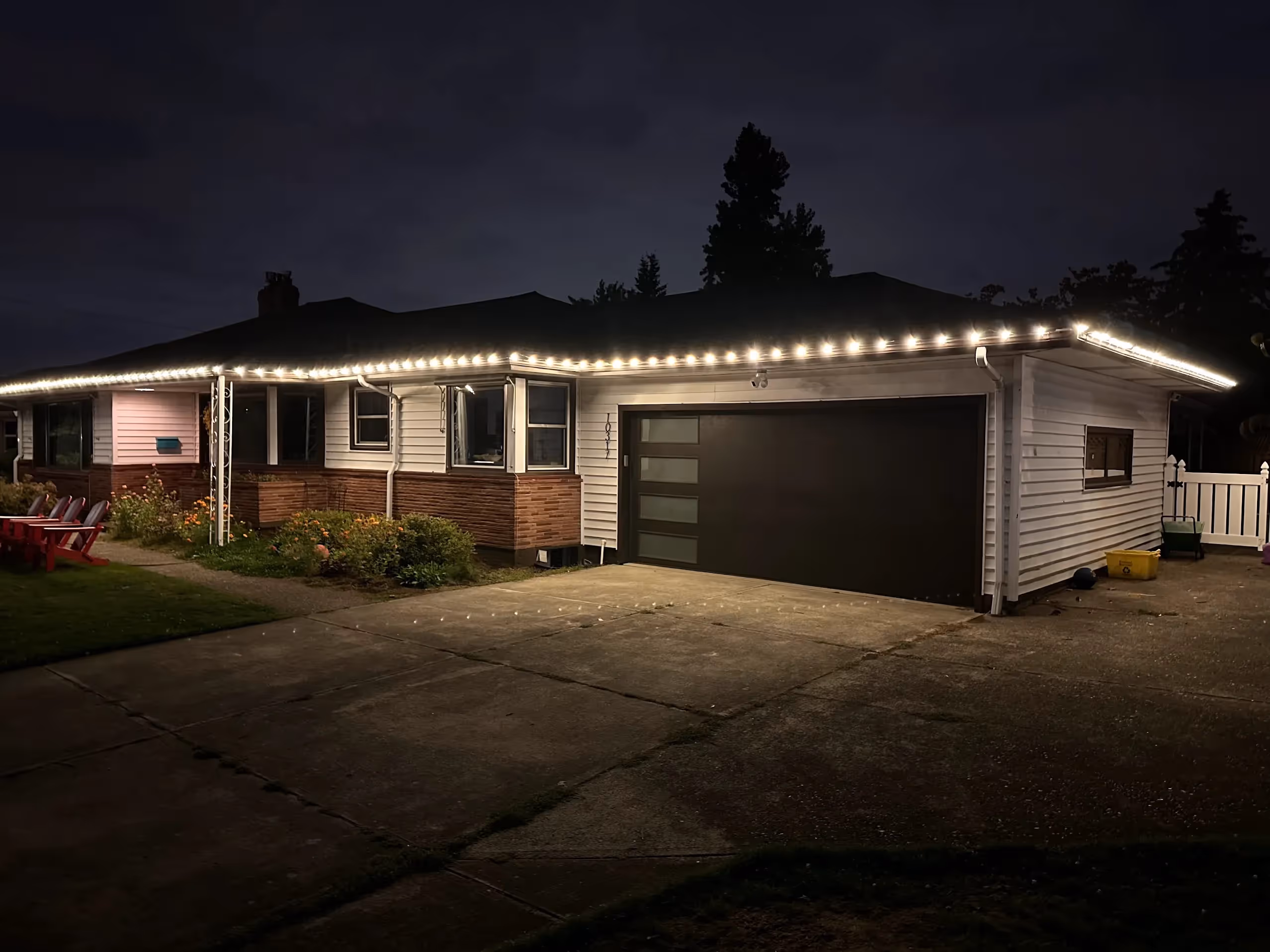 Residential Holiday Lighting Upgrade in SE Portland, OR