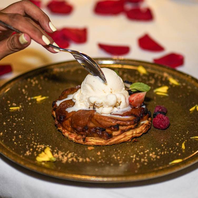 Dessert from the tasting menu