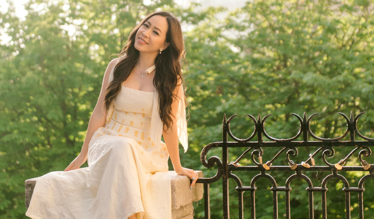 Portrait of Cindy Thi, luxury travel creator and founder of Thi Time Tea in Paris, France