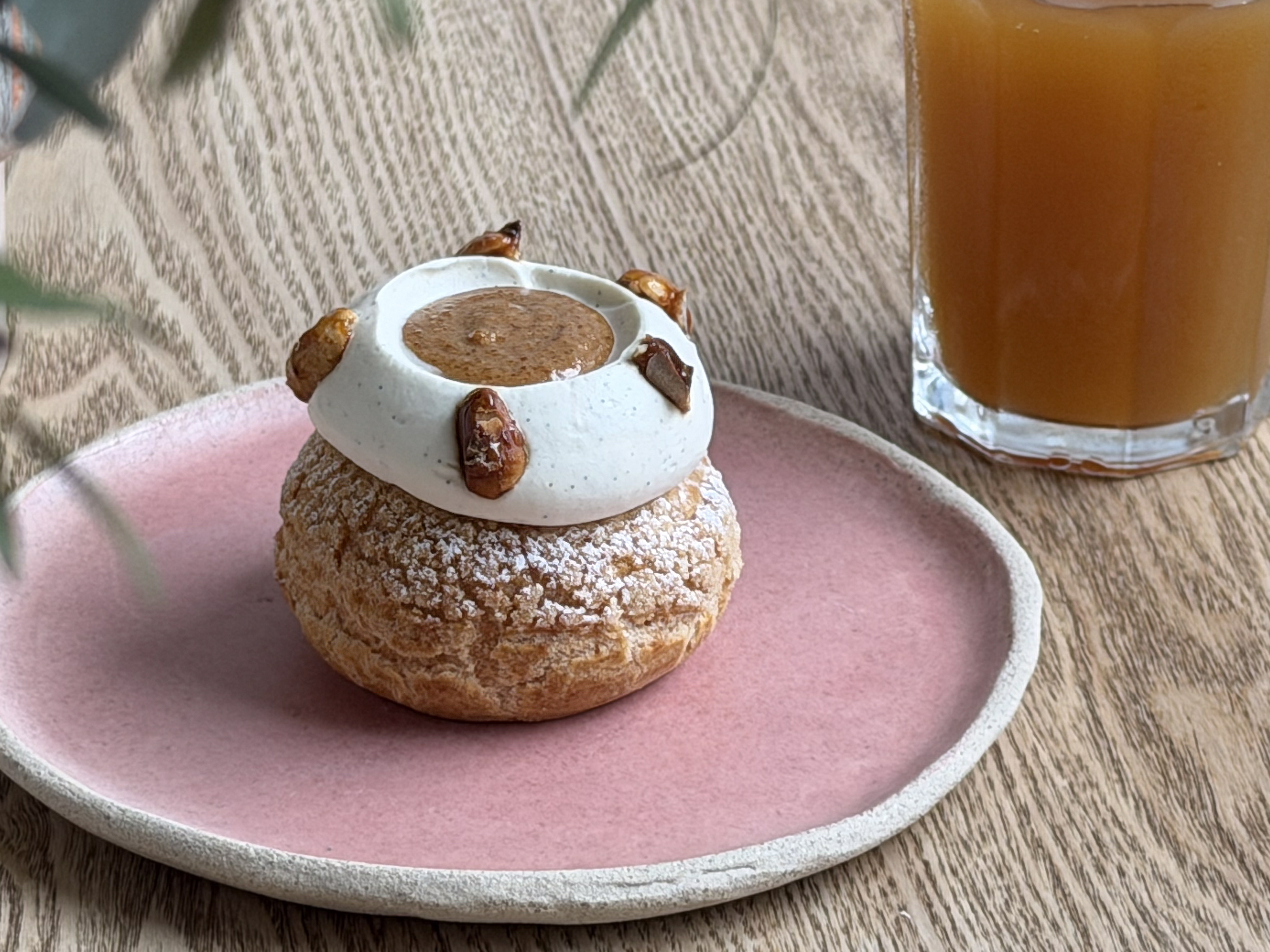 Chou Cacahuète Pirouette