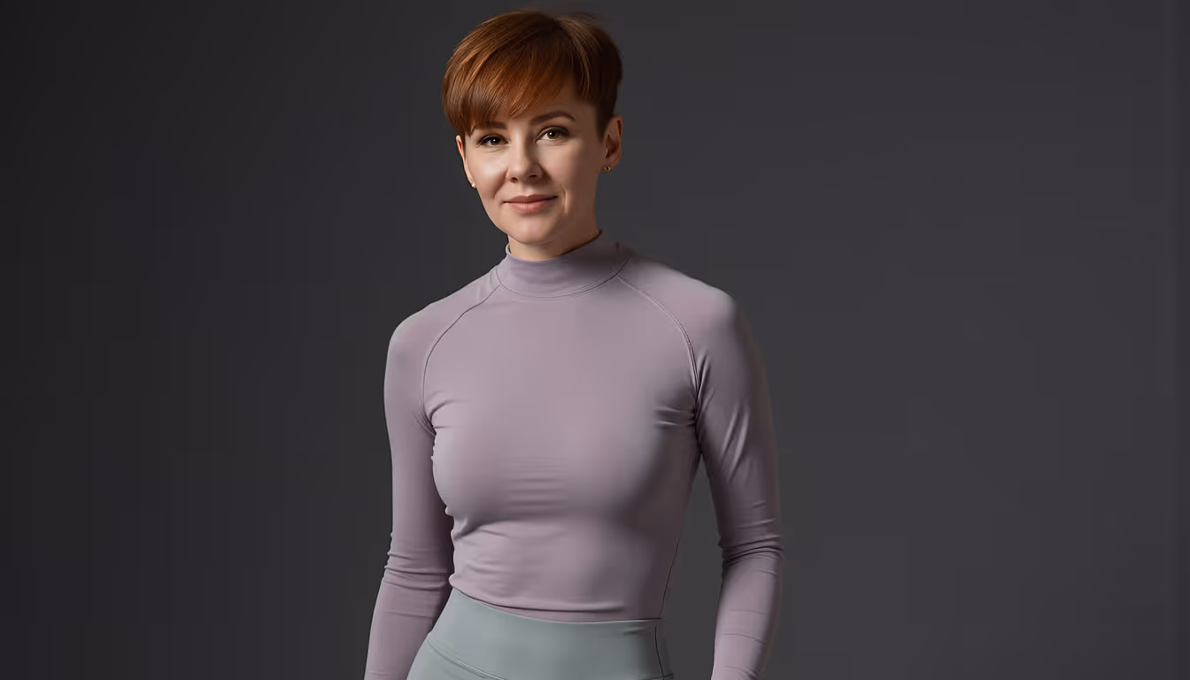 Kate Bolia offering exclusive concierge training at Apex, combining biomechanics and performance psychology coaching.