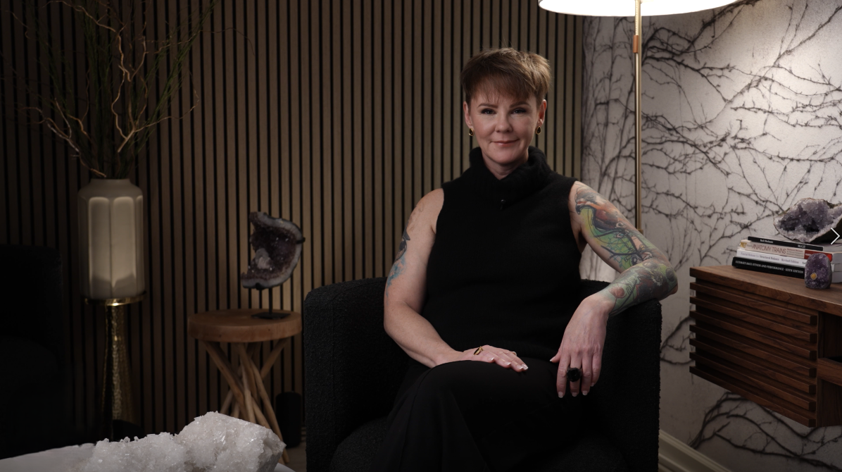 Video introduction of Kate Bolia at Apex, sharing her approach to movement restoration and strength transformation.