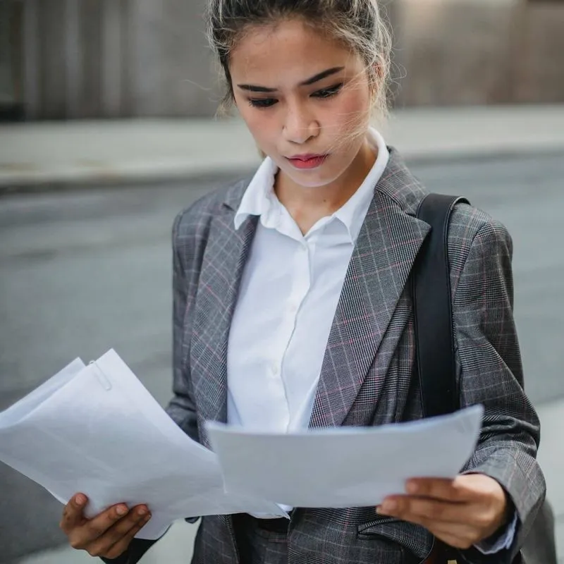 businesswoman reading the documents
