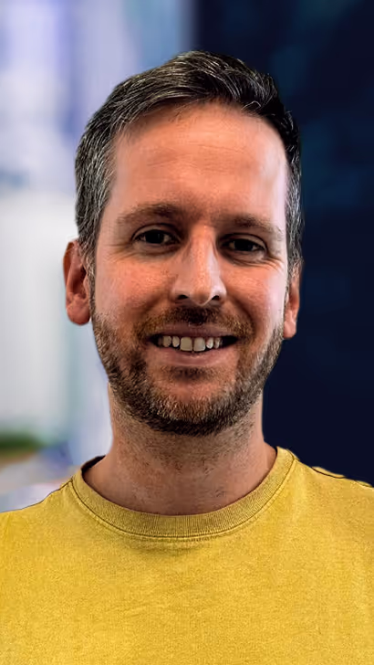 Headshot of male Gigpig founder with blurred background
