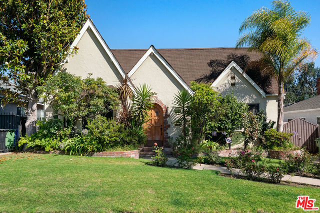 10530 Kinnard Avenue, Los Angeles CA 90024