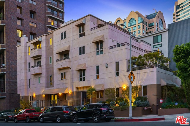 1224 THAYER Avenue # 401, Los Angeles CA 90024