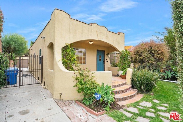 1608 Carmona Avenue, Los Angeles CA 90019