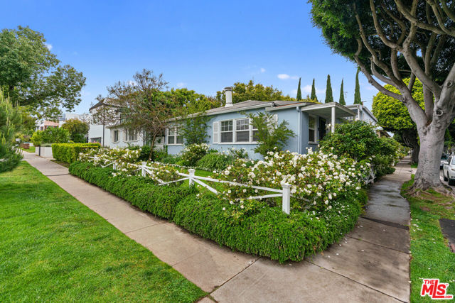 1701 California Avenue, Santa Monica CA 90403