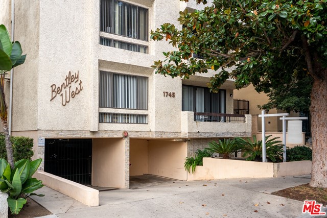 1745 S Bentley Avenue # 1, Los Angeles CA 90025