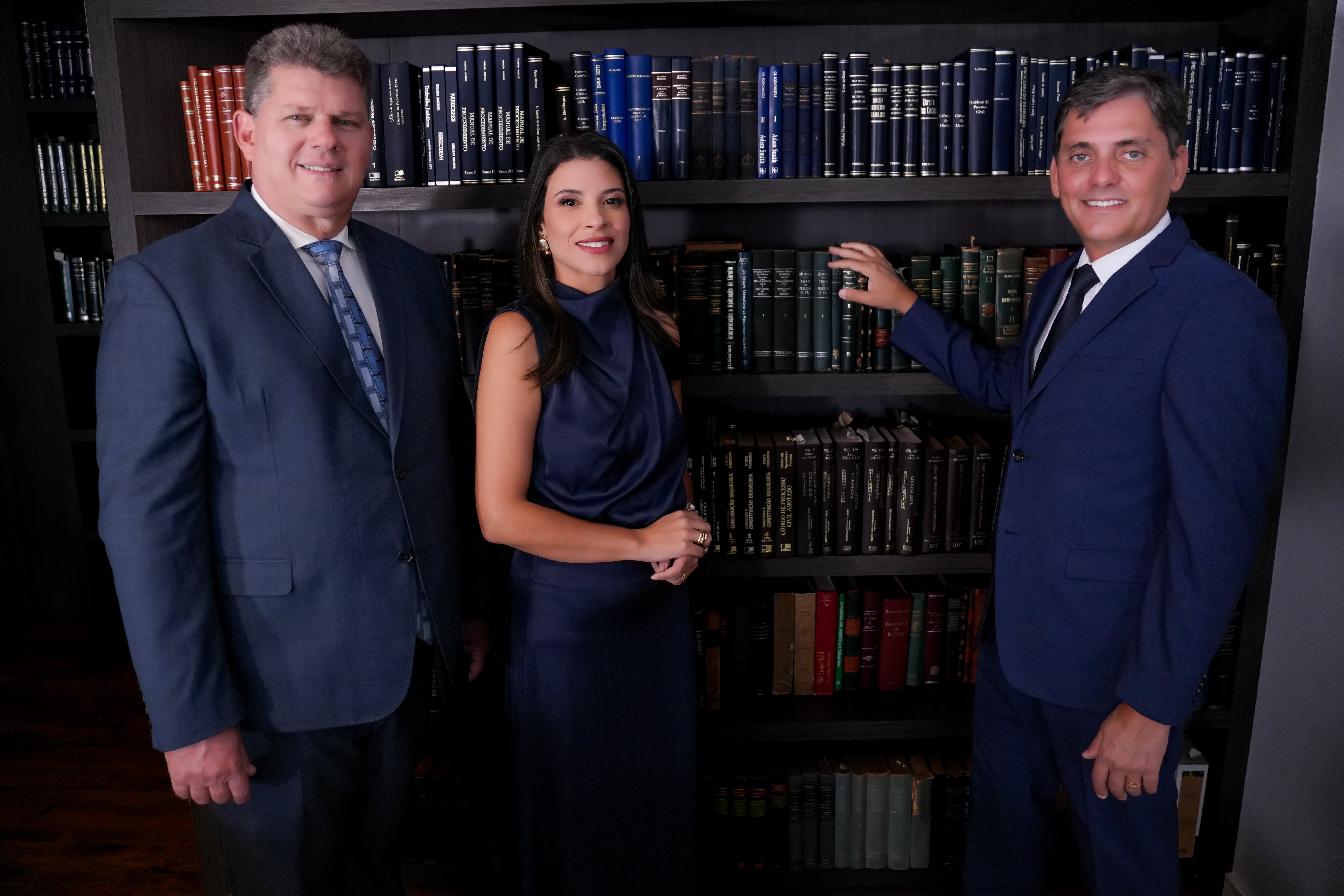 image of expert panel discussing blockchain