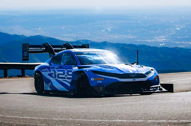 Dumas reclaims King of the Mountain crown at Pikes Peak