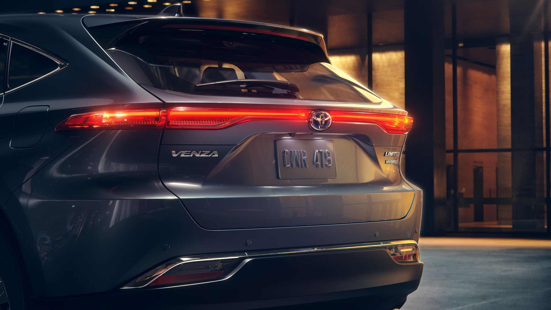 Venza vs RAV4: The $7,000 Difference That Doesn't Go The Way You Expect