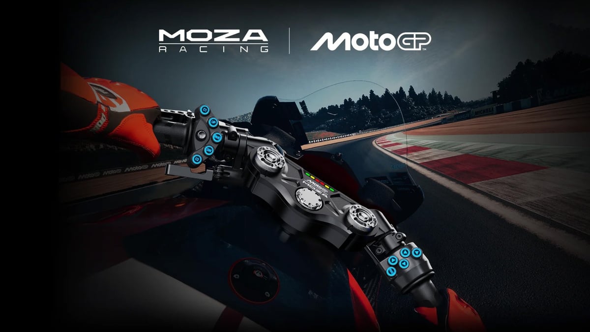 Simracing : le chinois Moza Racing dévoile des volants Porsche, Mercedes, Ford et même un guidon de moto à retour de force