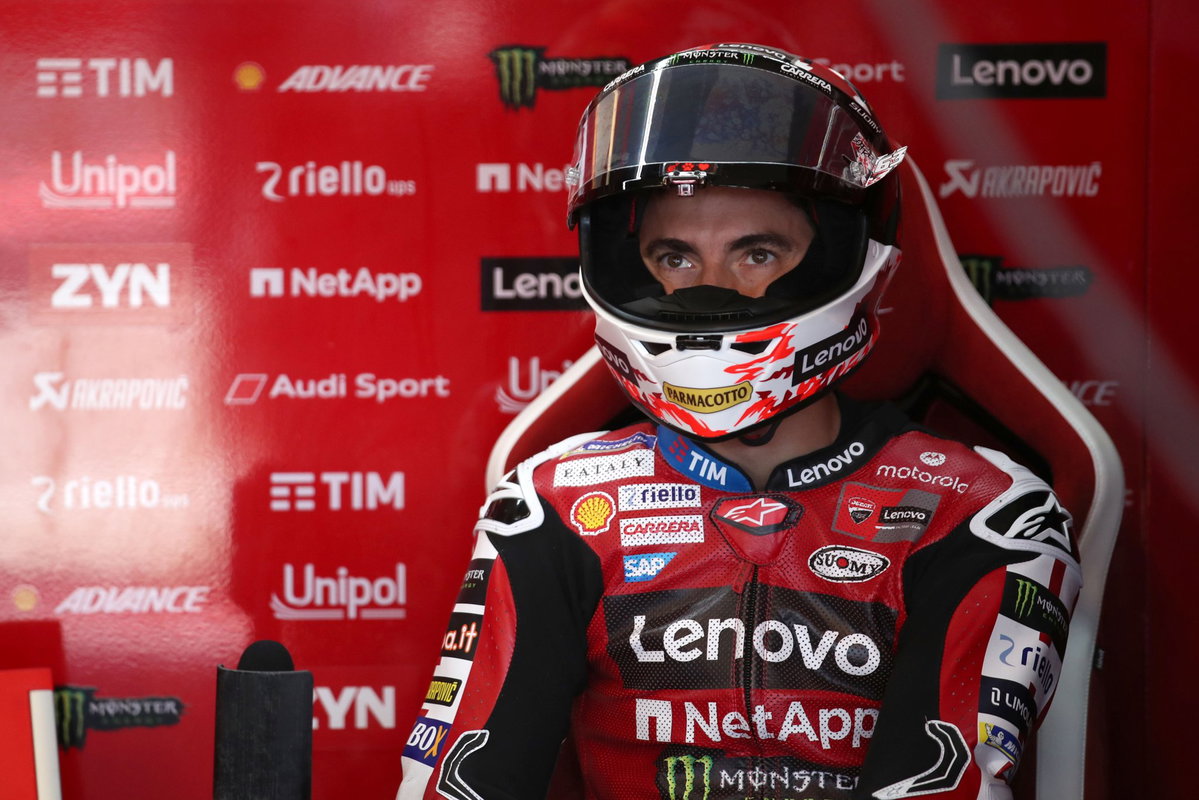 Pecco Bagnaia riding “very defensive” as MotoGP crisis continues at Misano