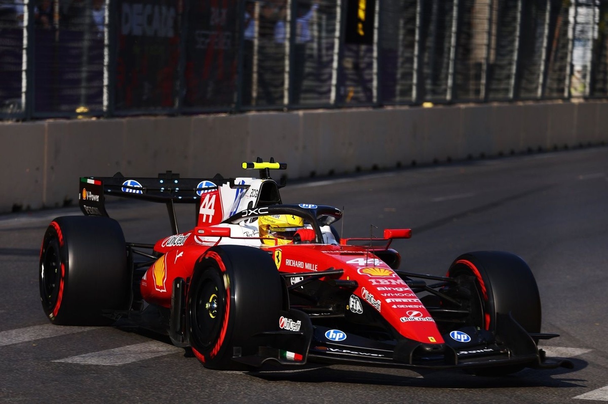 Hamilton frustré par la stratégie Ferrari : "J'essayais de sauver ma peau"
