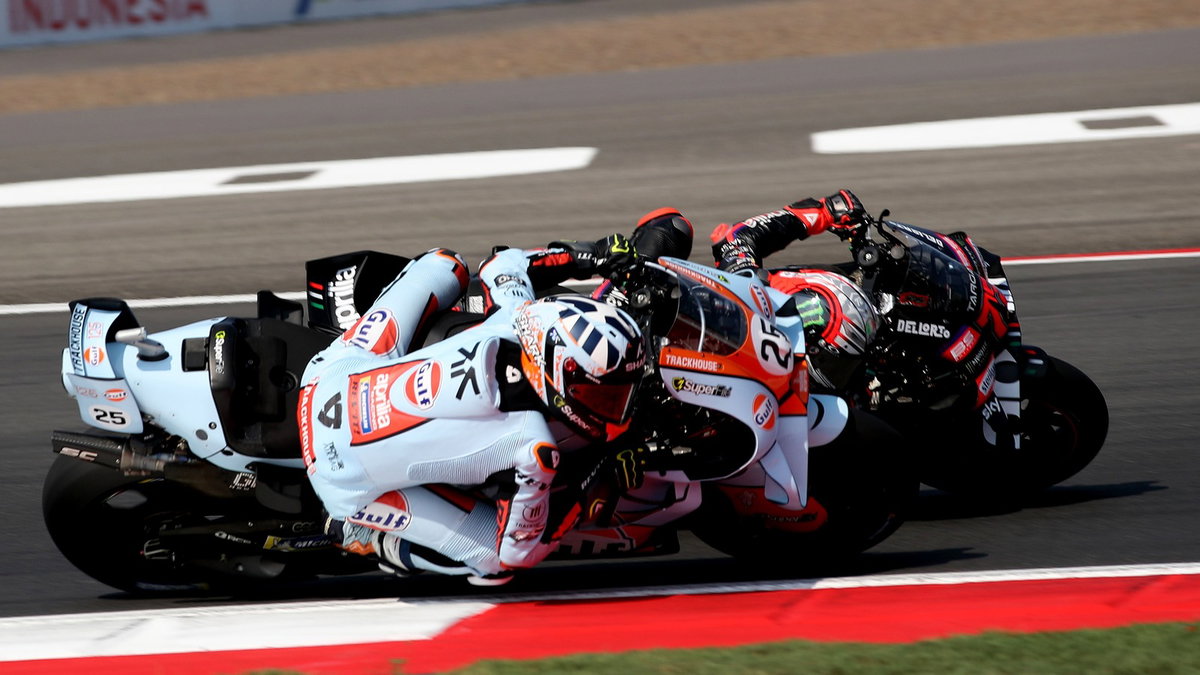 Aprilia sets MotoGP team orders timeline: "Stakes are high"